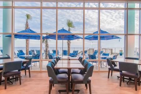 Hampton Inn & Suites Beach-Beachfront - 28