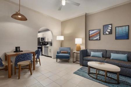 Holiday Inn & Suites, An Ihg - 80