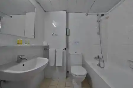 Kapetanios Odyssia - 11