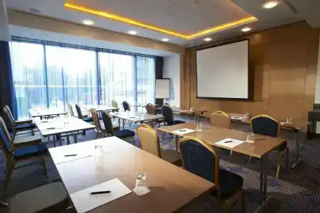 Pestana Chelsea Bridge - 12