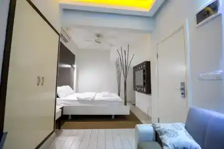Element Suites - 26