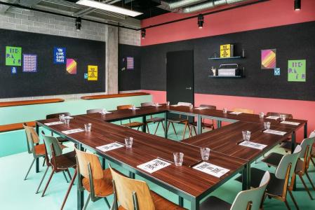 The Social Hub - 13