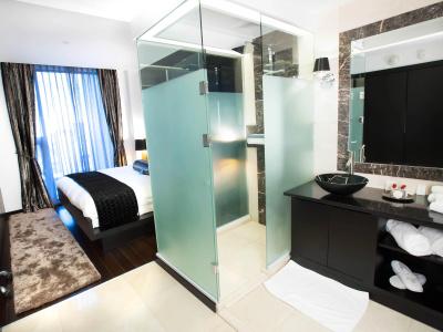 The One Boutique - 37