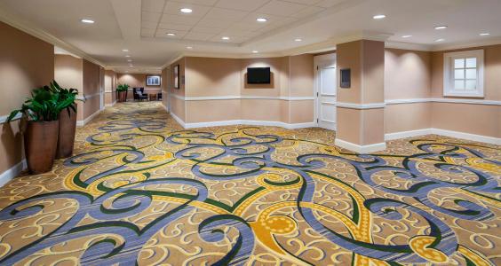 Hilton Indianapolis & Suites - 14
