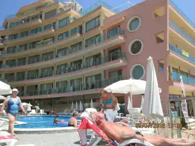 Sunny Bay - 7