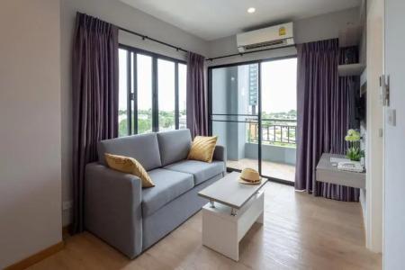 Horsehill Sriracha - 13