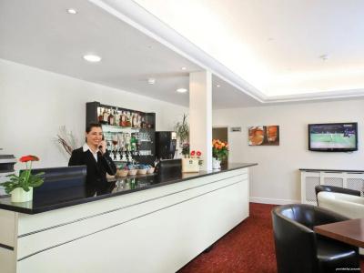 Best Western London Highbury - 1