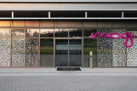 Moxy Cologne Bonn Airport - 43