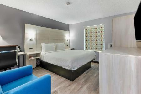 Days Inn by Wyndham Savannah Gateway I-95 - 20