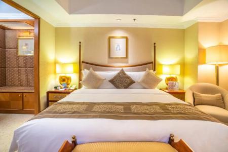 Crowne Plaza Qingdao, an IHG - 115