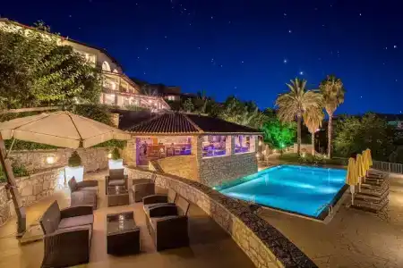 Domotel Agios Nikolaos Suites Resort - 13