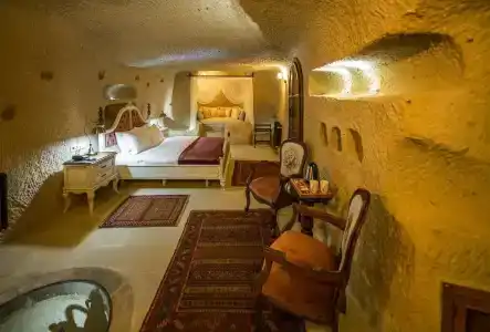 Maya Cave - 115