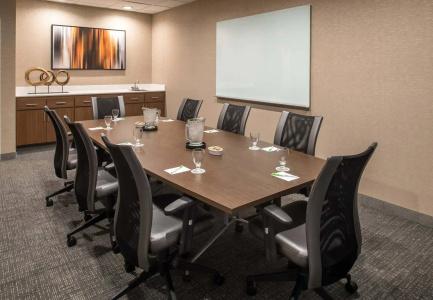 Courtyard by Marriott Portland North - 15
