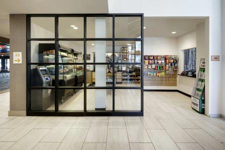 DoubleTree by Hilton - 48