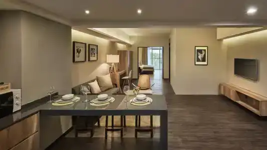 Tropics Eight Suites - 18