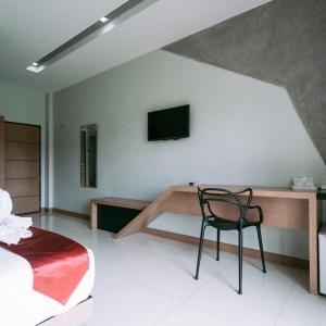 Ray Buriram - 44