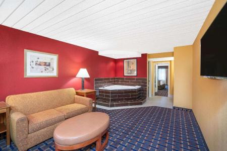 Baymont by Wyndham I-75 - 51