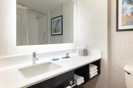 Holiday Inn Express & Suites Boston -, an IHG - 8
