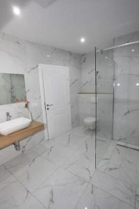 Zollikof Aparts - Sauna & Studio - 36