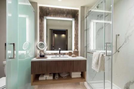 The Porter Portland, Curio Collection By Hilton - 70
