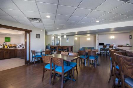 Comfort Inn & Suites Airport South - 22