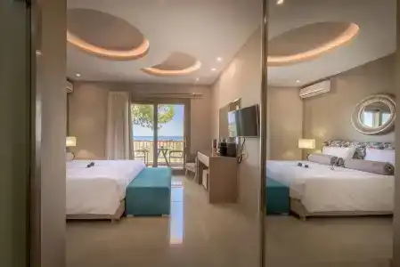 Koukounaria & Suites - 67