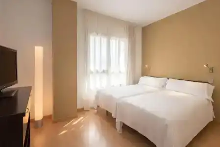 Madrid Airport Suites, Affiliated by Meliá - 60