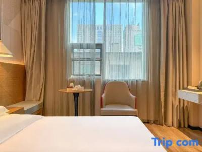 Tropic Towers - 54