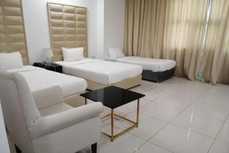 Parkside Plaza Muscat - 4