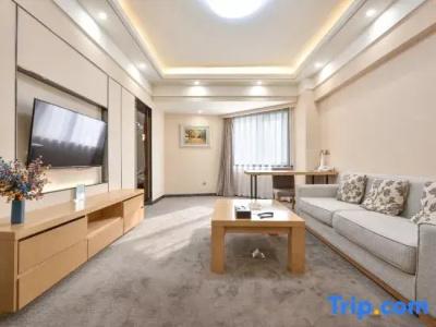Dalian Royal - 54