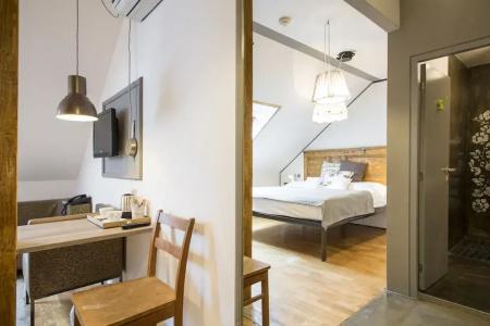 Sophie's Hostel - 104