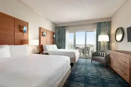 Holiday Inn & Suites, An Ihg - 59