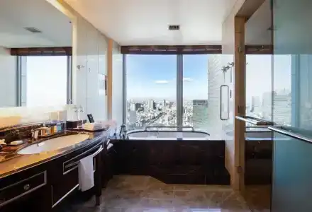 Shangri-La Tokyo - 33