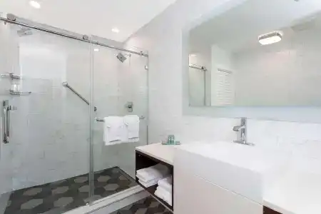 Best Western Beach Inn - 7
