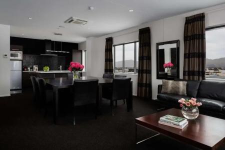 Rydges Latimer - 144