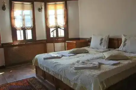 Leyla Hanim Konagi - 56