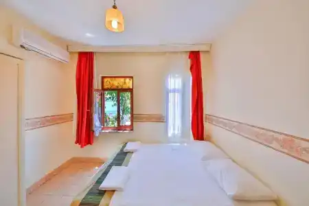 Ates Pension - 30