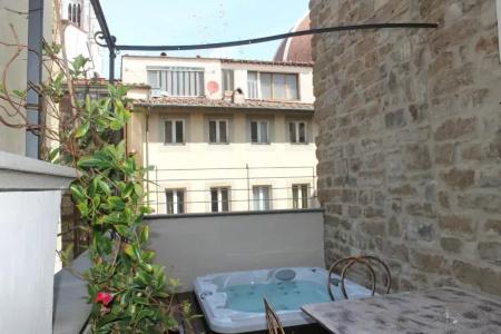 Donati Luxury Tower Suites - 115