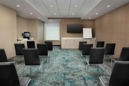 Home2 Suites By Hilton Miami Airport South Blue Lagoon - 16
