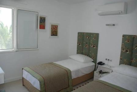 The Corner - 7