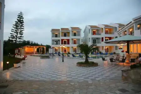 Maistrali - 12