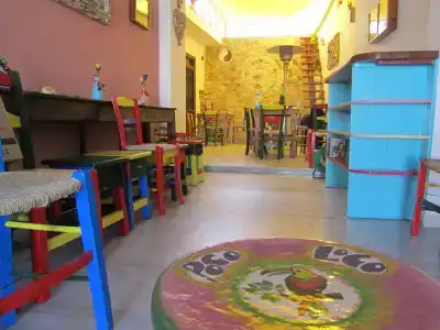 Poco Loco Bed & Breakfast - 22