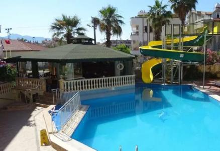 Maxwell Holiday Club - 7