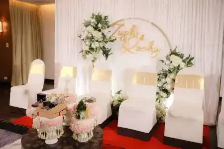 Radisson Suites Bangkok Sukhumvit - Sha Extra Plus - 36
