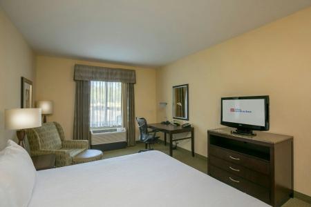 Hilton Garden Inn - 25