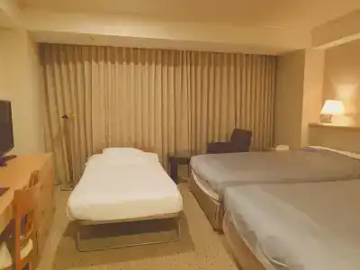 Breezbay Resort and Spa - 3