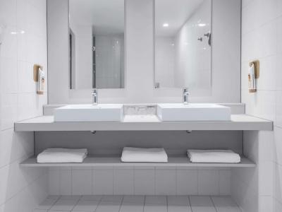 Ibis Praha Old Town - 7