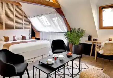 Hôtel des Ducs - 53