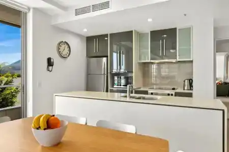 Cairns Private - 130