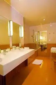 Hôtel Le Royal Promenade des Anglais - 114